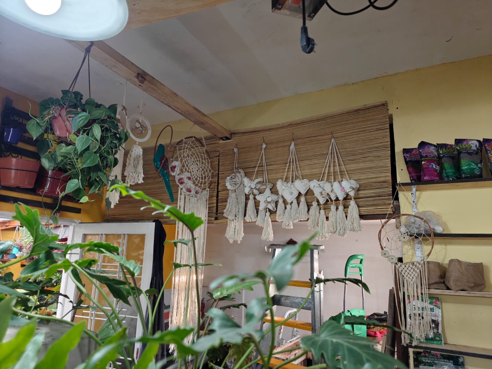 Artesanías y decoración para espacios verdes